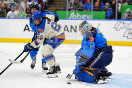 PWHL Goldeneyes Sceptres Hockey