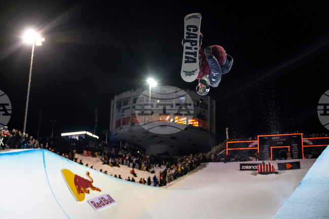 Switzerland Snowboard Freestyle