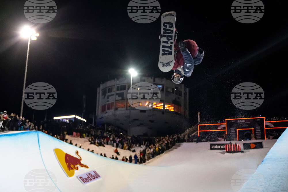 Switzerland Snowboard Freestyle