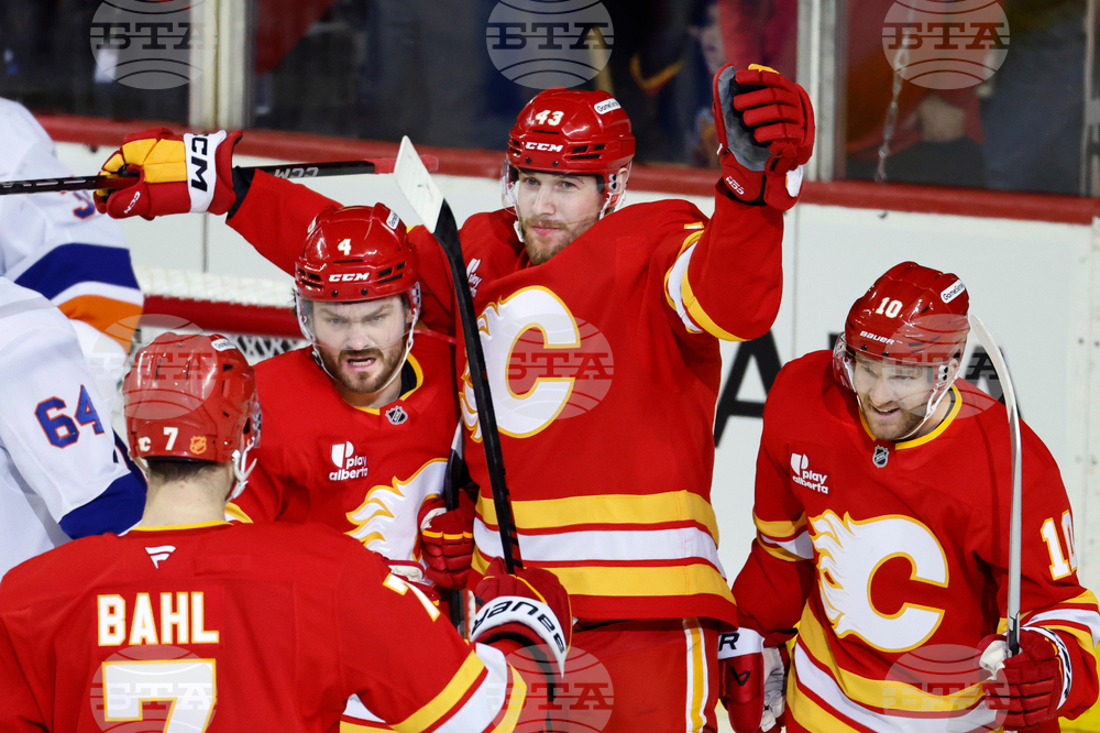 Islanders Flames Hockey