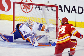 Islanders Flames Hockey