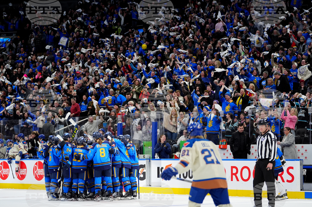 PWHL Goldeneyes Sceptres Hockey