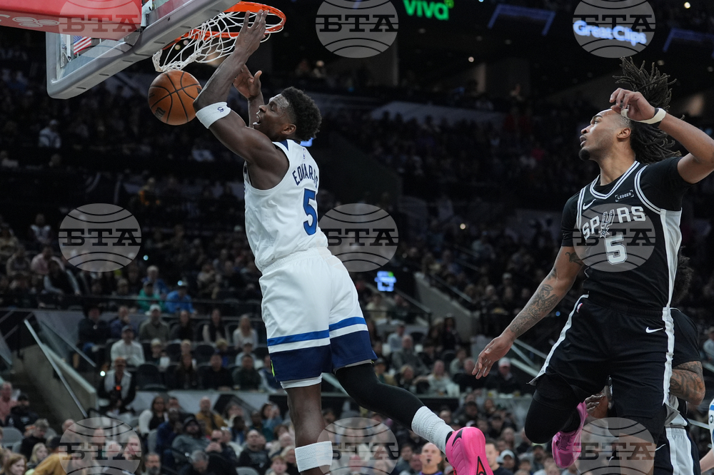 Timberwolves Spurs Basketball