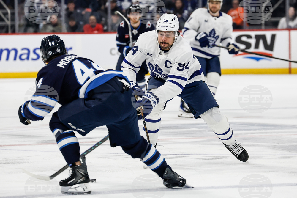 Maple Leafs Jets Hockey