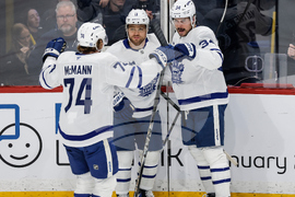 Maple Leafs Jets Hockey