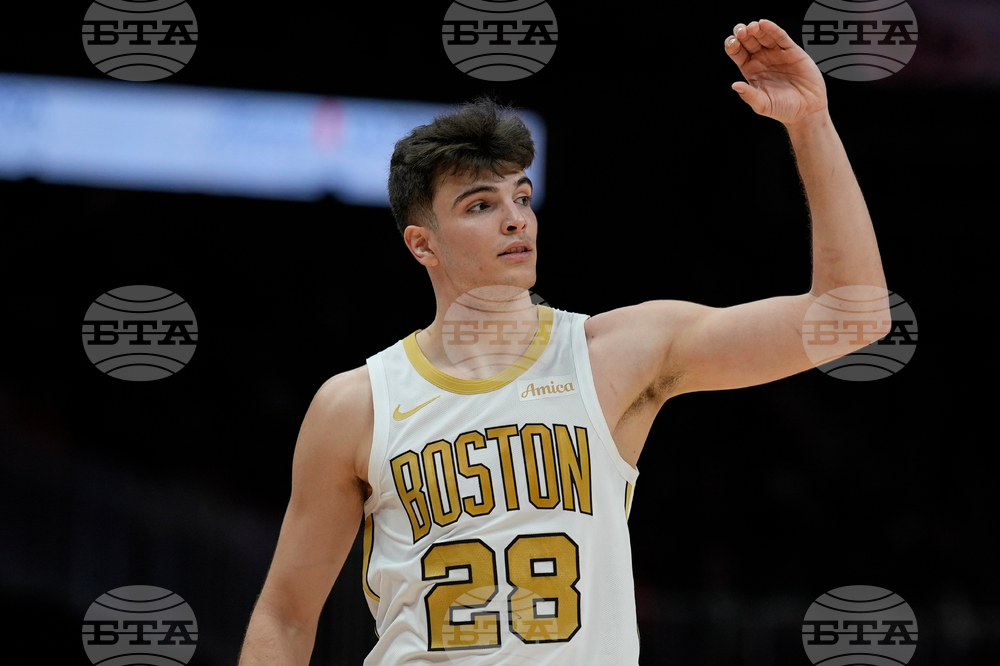 Celtics Hawks Basketball