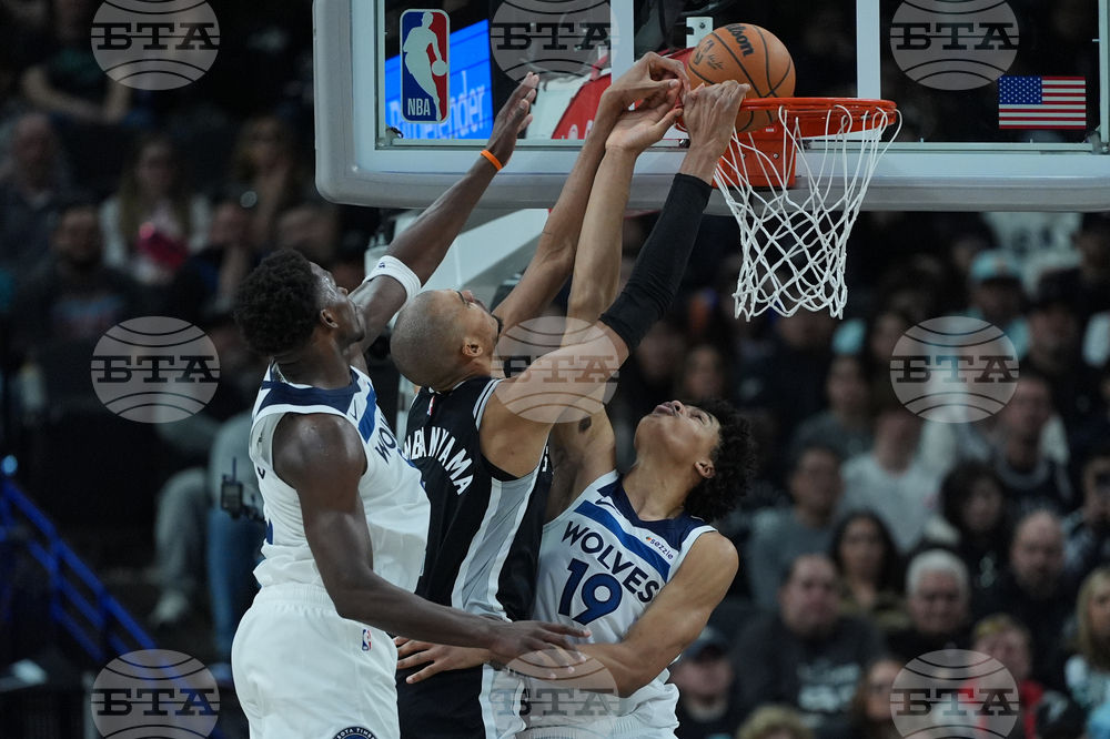 Timberwolves Spurs Basketball