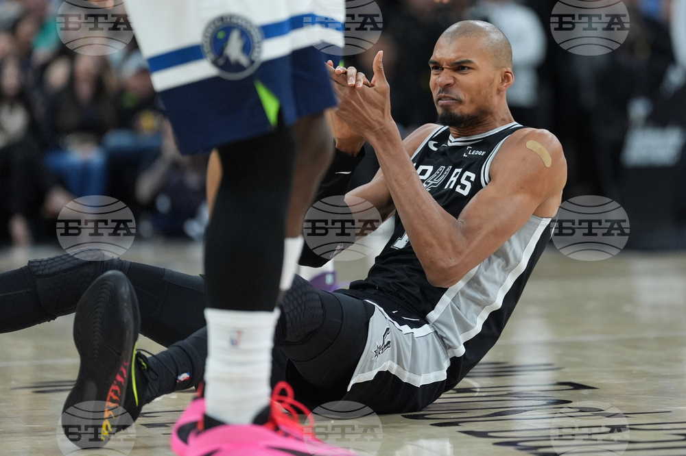 Timberwolves Spurs Basketball
