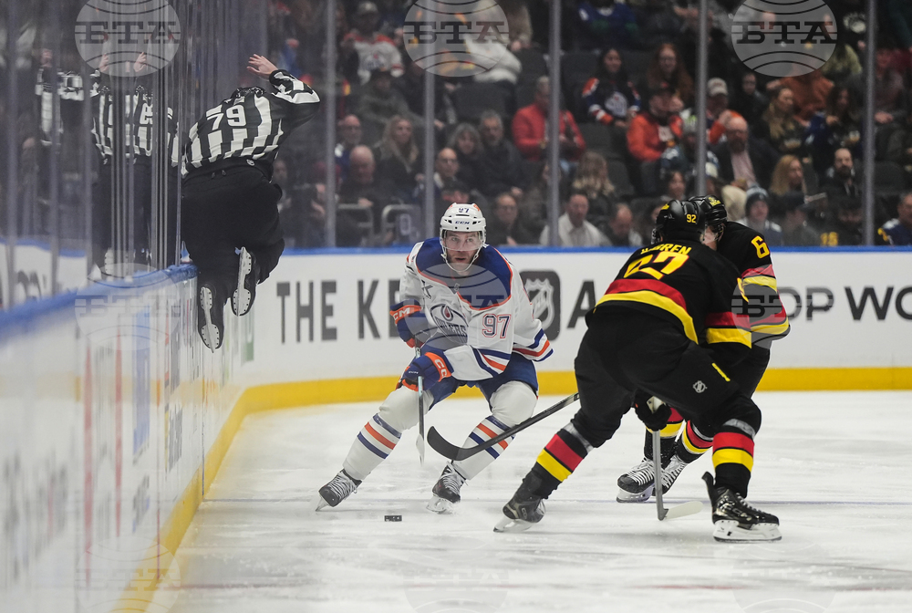 Oilers Canucks Hockey