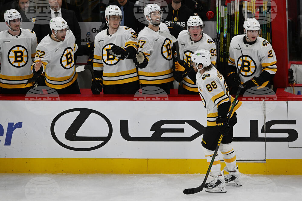 Bruins Blackhawks Hockey