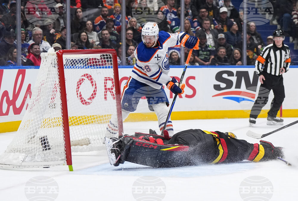 Oilers Canucks Hockey