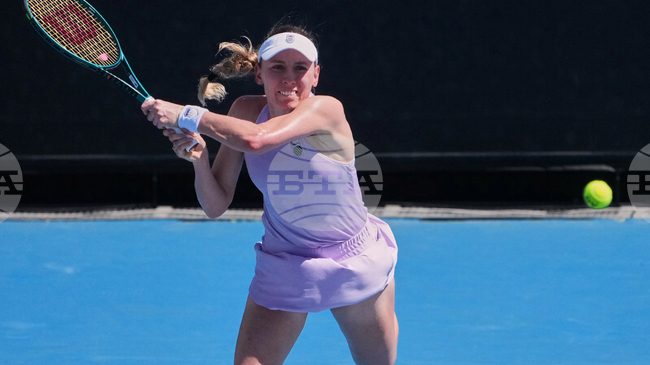 Втората поставена Екатерина Александрова (Русия) достигна до финала на турнира по тенис в Абу Даби