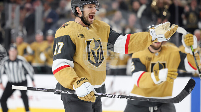 Вегас надигра Нешвил като домакин в Националната хокейна лига
