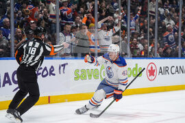 Oilers Canucks Hockey