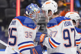 Oilers Canucks Hockey