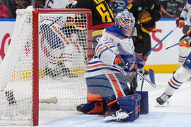 Oilers Canucks Hockey