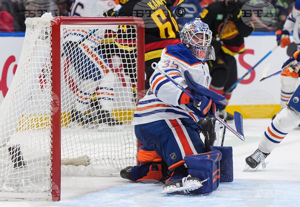 Oilers Canucks Hockey