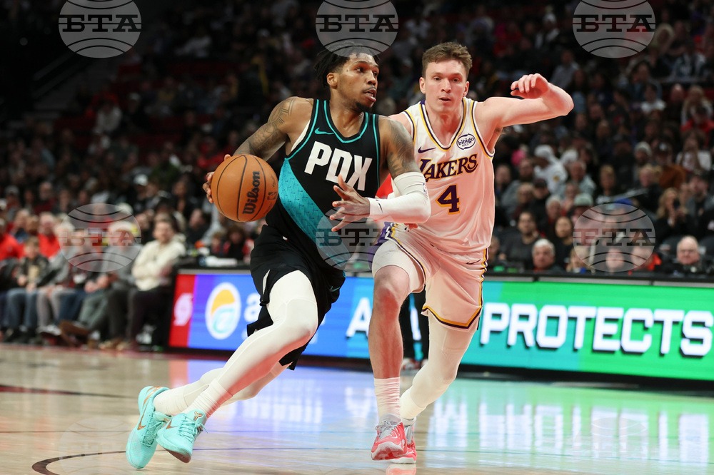 Lakers Trail Blazers Basketball
