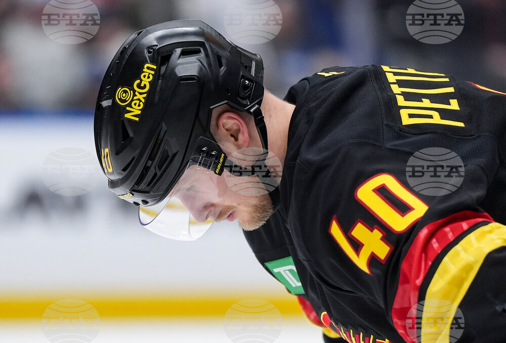 Oilers Canucks Hockey