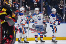 Oilers Canucks Hockey