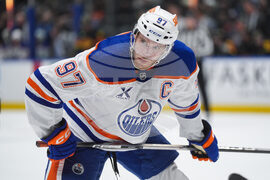 Oilers Canucks Hockey