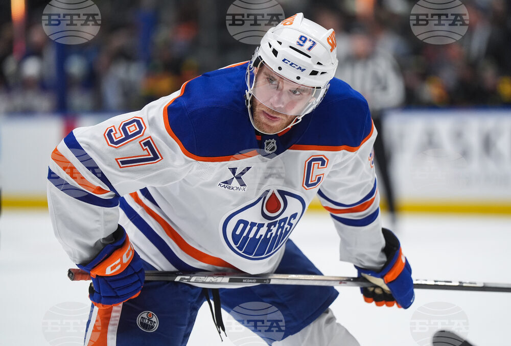 Oilers Canucks Hockey