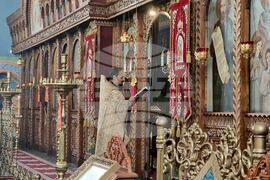 Шумен - храм „Свети Три Светители" - литургия