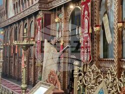 Шумен - храм „Свети Три Светители" - литургия