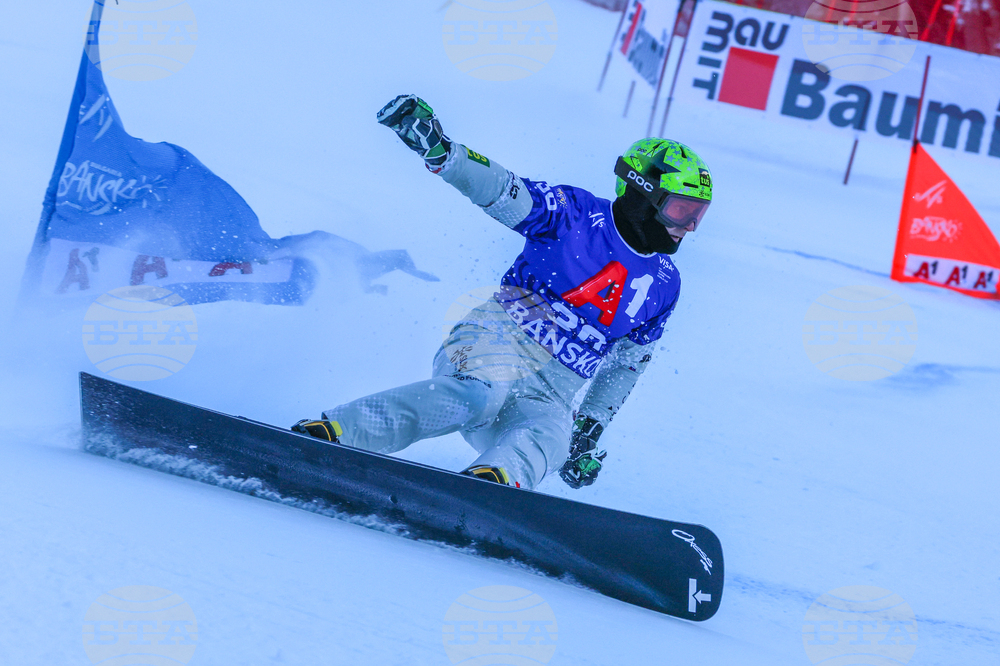 Radoslav Yankov, Tervel Zamfirov Qualify for Quarterfinals in Parallel Giant Slalom at Bansko Visa FIS Snowboard World Cup