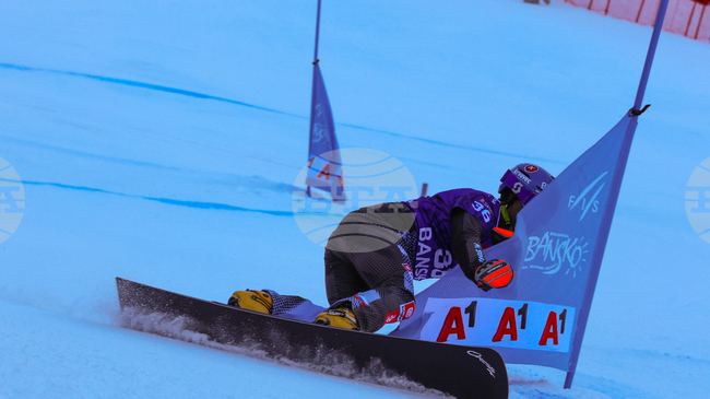 Tsubaki Miki and Elisa Caffont to Race in Parallel Giant Slalom Final at FIS Snowboard Alpine World Cup in Bansko