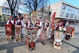 Перник - Международен фестивал на маскарадните игри „Сурва“ - втори ден