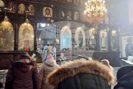 Добрич - храм „Св. Троица" - неделна служба