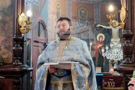 Добрич - храм „Св. Троица" - неделна служба