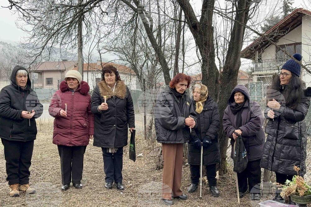 Село Доспей -  Атанасовден - каменен кръст