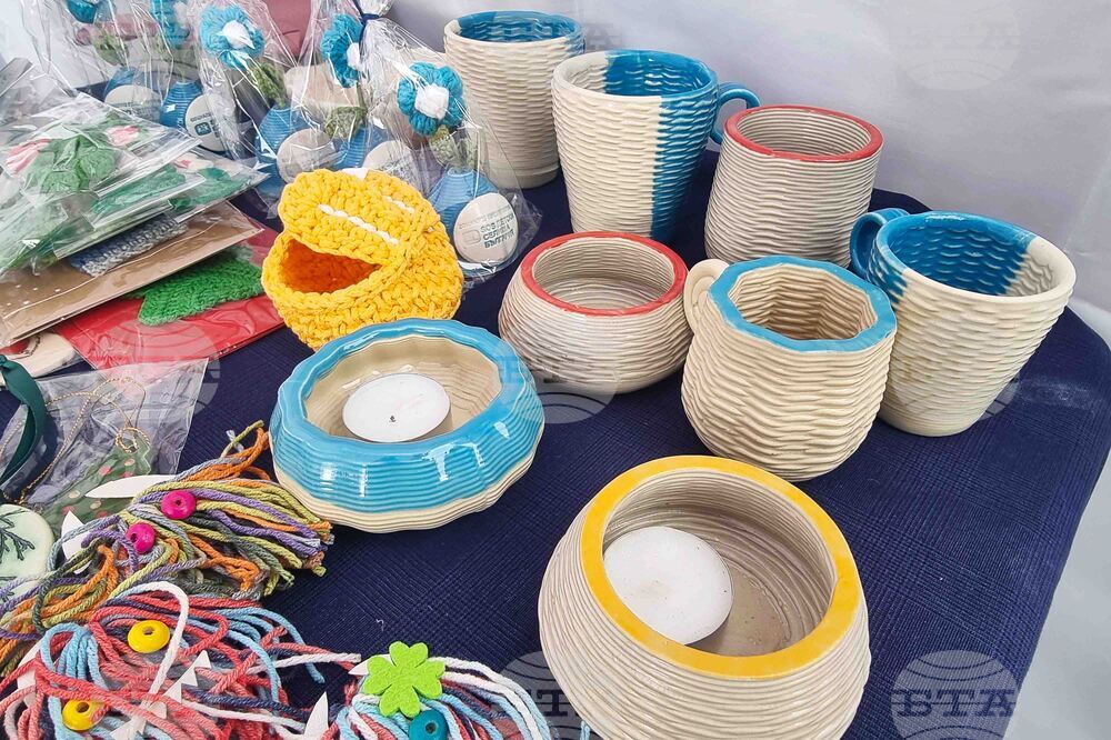 Перник - SOS Център за обществена подкрепа - благотворителен базар