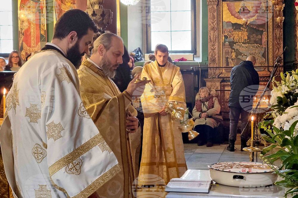 Варна - храм „Св. Атанасий" - храмов празник