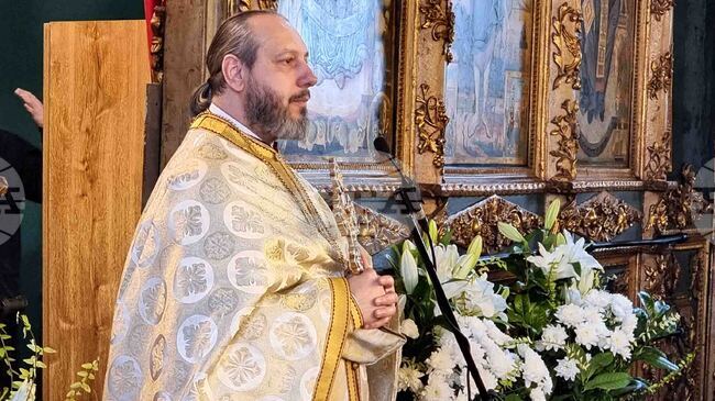 Благодарността е велика добродетел, която приближава човека до Бога, каза отец Дончо Александров от варненския храм "Св. Атанасий"