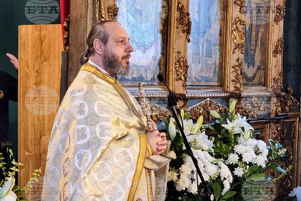 Варна - храм „Св. Атанасий" - храмов празник