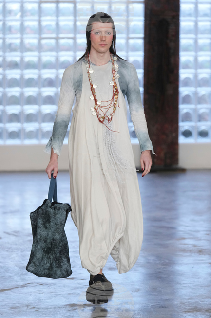 Italy Fashion Simon Cracker F/W 26/27