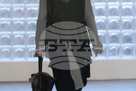 Italy Fashion Simon Cracker F/W 26/27