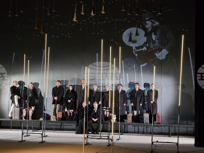 При голям интерес е преминала премиерата на „Вишнева градина“ в столицата, от трупата на Врачанския театър обявиха втора дата 