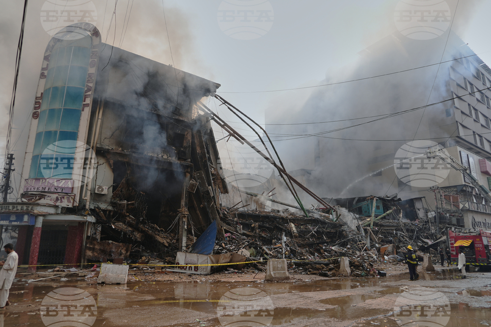Pakistan Shopping Mall Fire