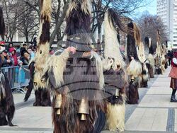 Перник - Международен фестивал на маскарадните игри „Сурва“ - втори ден
