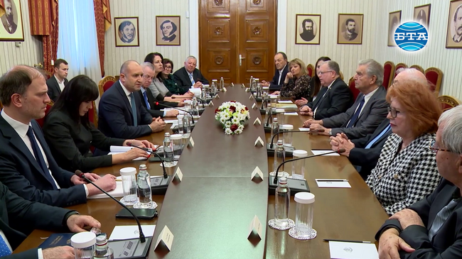 Румен Радев се срещна с представители на организации на български евреи в Израел