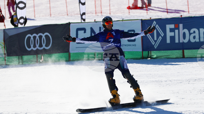 Радослав Янков достигна осминафиналите в паралелния гигантски слалом от Световната купа по сноуборд в Криница