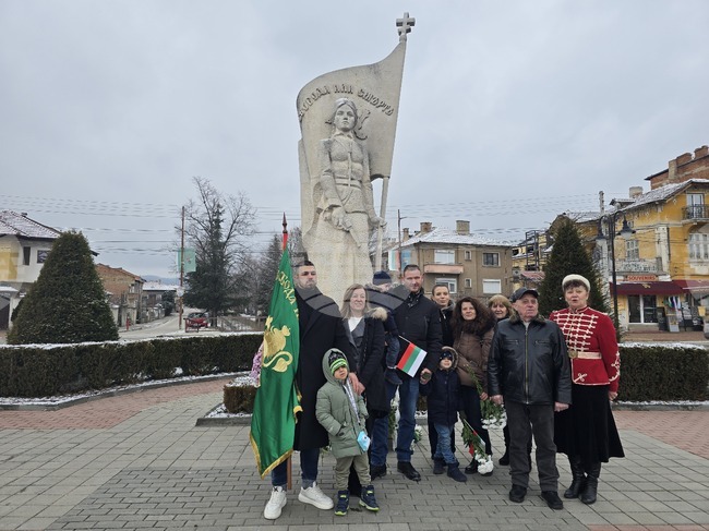 Панагюрище - Райна Княгиня - годишнина - поклонение 