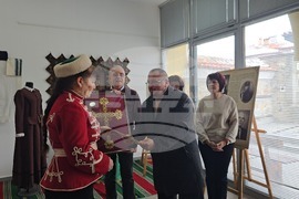 Панагюрище -  Райна Княгиня - годишнина - изложба