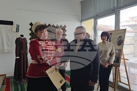 Панагюрище -  Райна Княгиня - годишнина - изложба