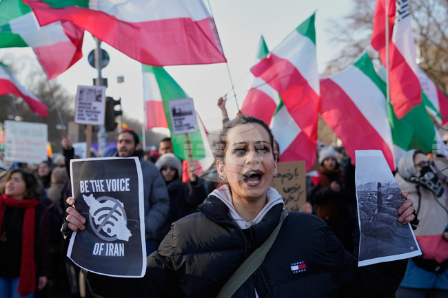 Иранският демонстрант Ерфан Солтани, чиято съдба обезпокои Вашингтон, беше освободен от ирански затвор под гаранция