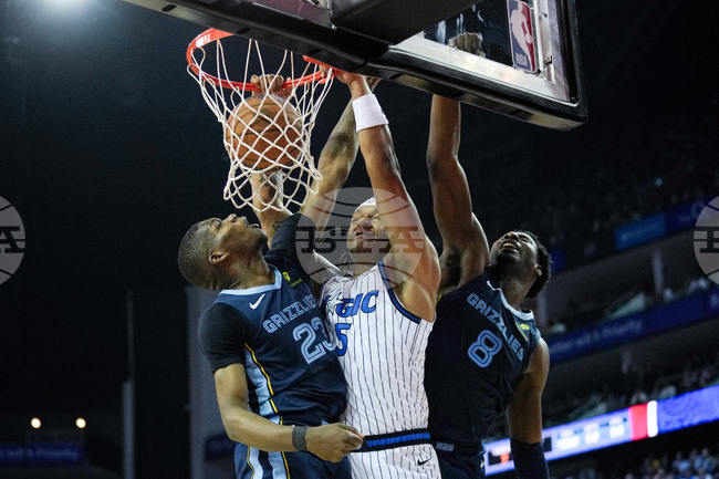 Britain Magic Grizzlies Basketball